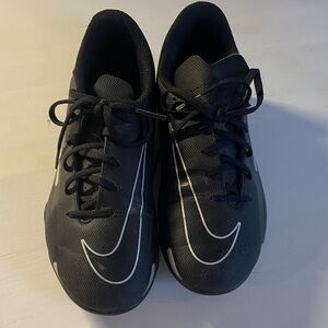 Nike Black Athletic Shoes